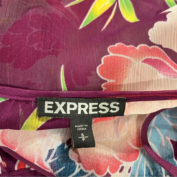 Express long sleeve floral mini dress with under slip with belt size Small - Picture 10 of 14